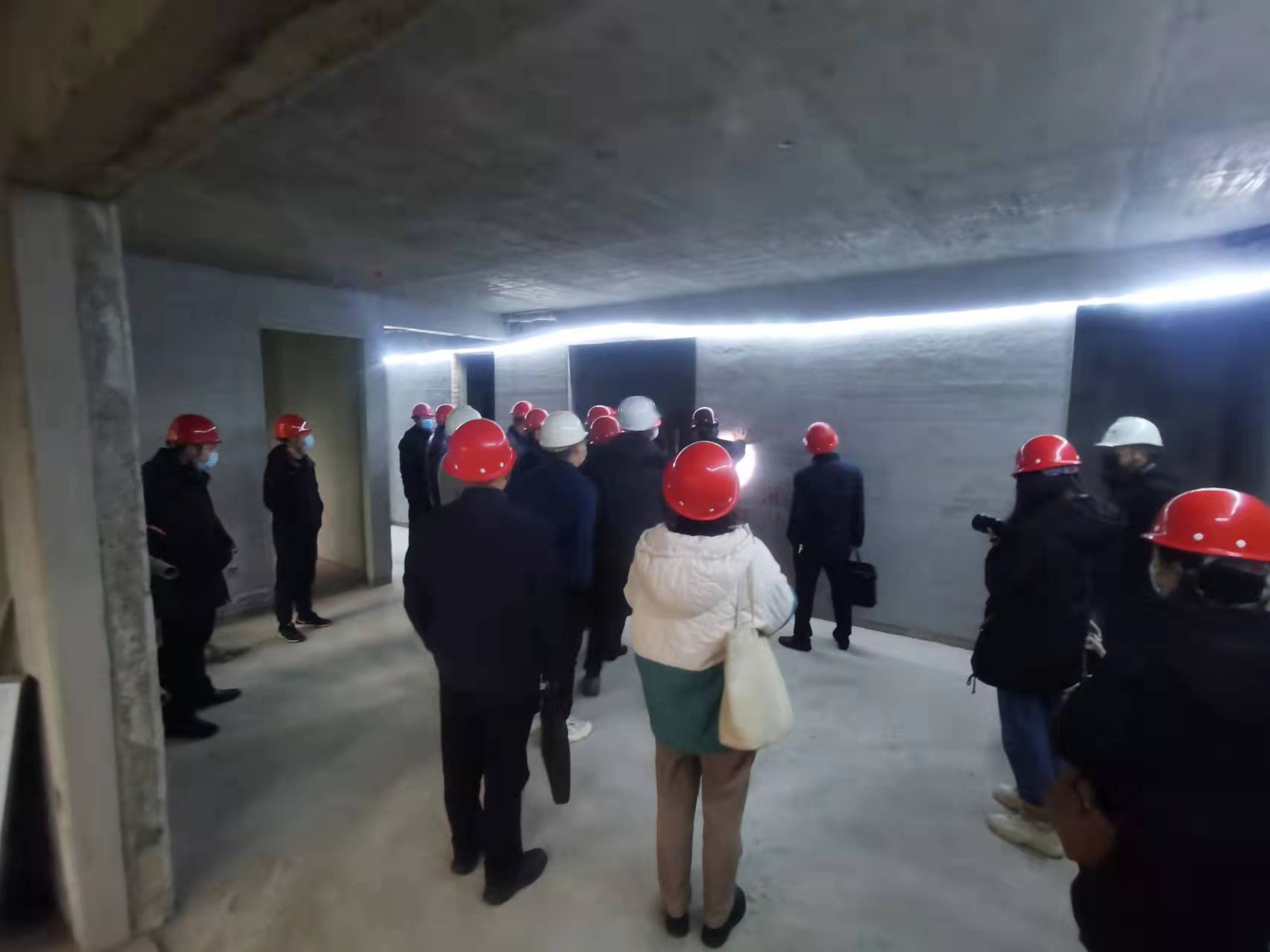 1640694375120796.jpg 5.jpg